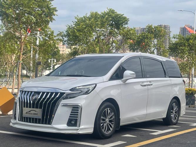 别克GL8 轿车 7座