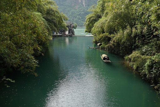 维多利亚豪华游轮三峡秭归高峡平湖2日游