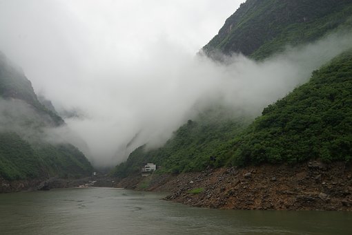 三峡人家三峡九凤谷汽车二日游